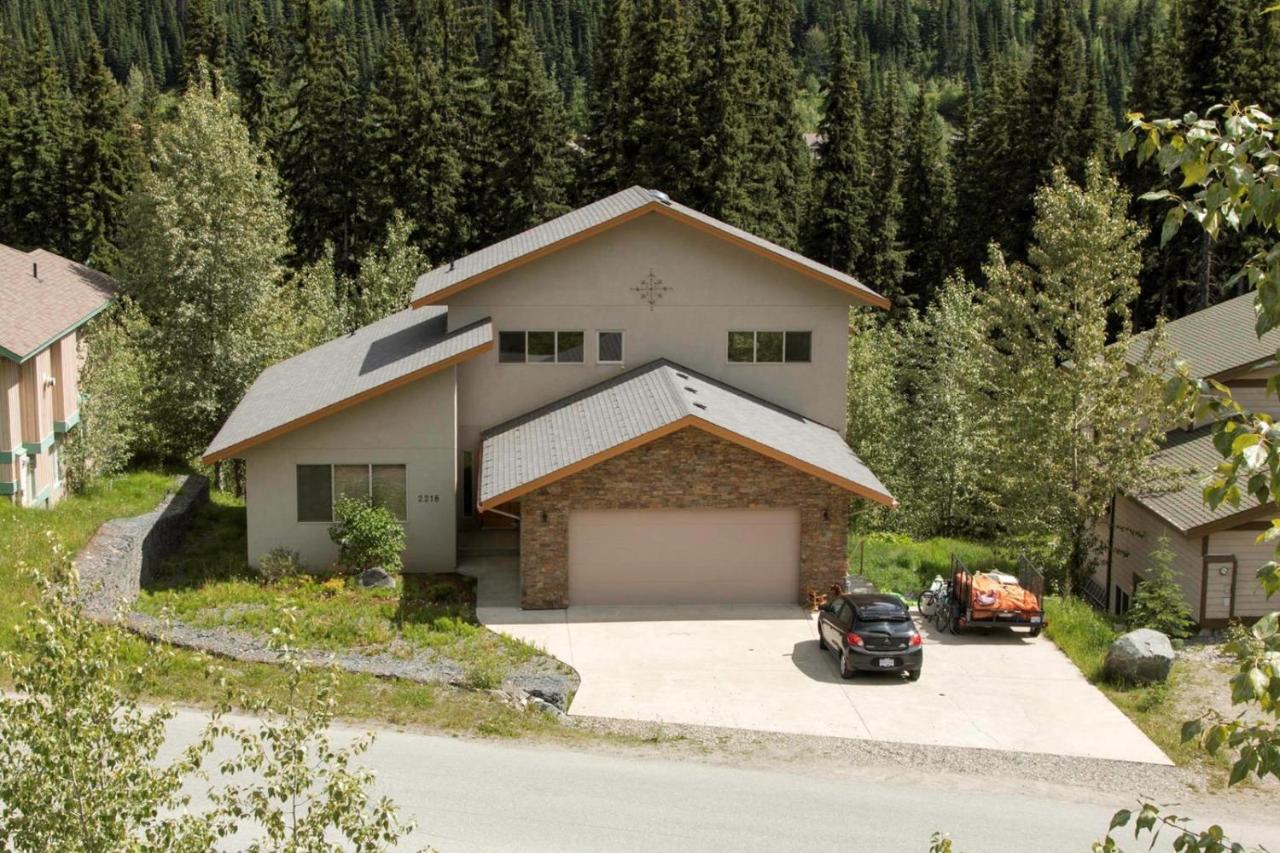 Soleil Chalet By Bear Country Sun Peaks Exterior photo